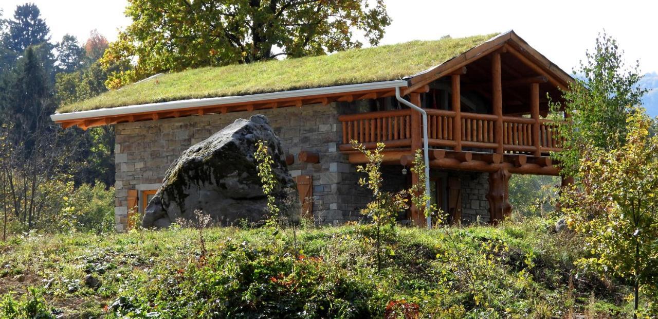 Cabana Casa De Piatra, De La Mara Deseşti Esterno foto
