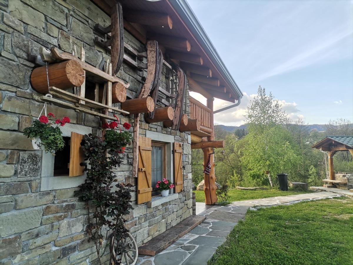 Cabana Casa De Piatra, De La Mara Deseşti Esterno foto